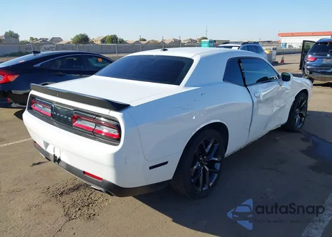 2019 Dodge Challenger Sxt z USA, uszkodzony, nr VIN 2C3CDZAG9KH557798